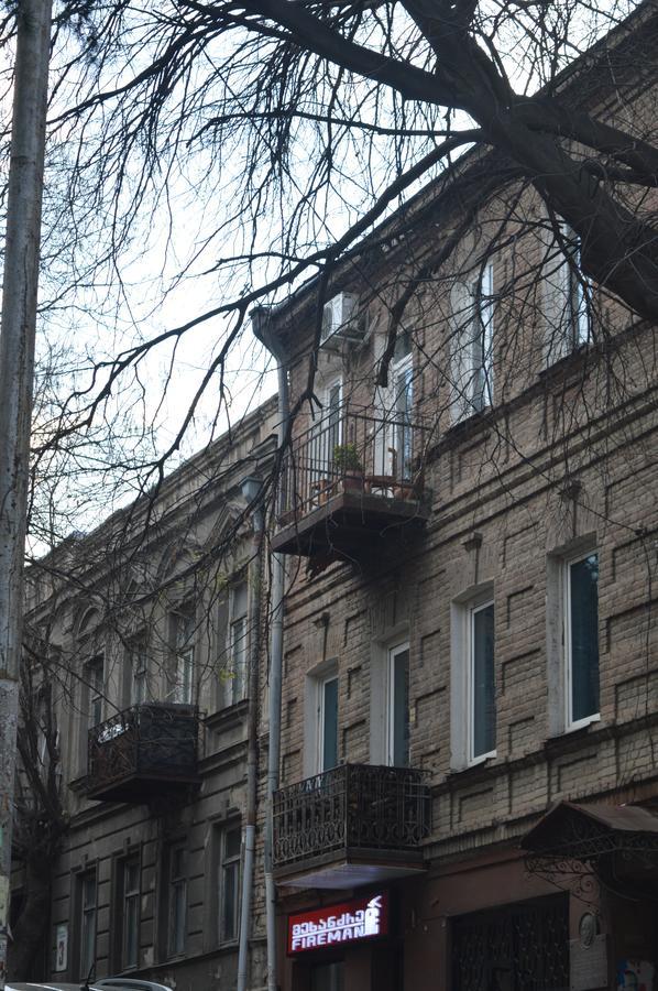Amoun Hostel Tbilisi Exterior photo
